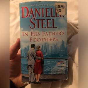 In His Fathers Footsteps | Book by Danielle Steel